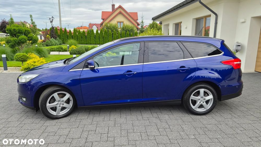 Ford Focus 1.0 EcoBoost Titanium - 3