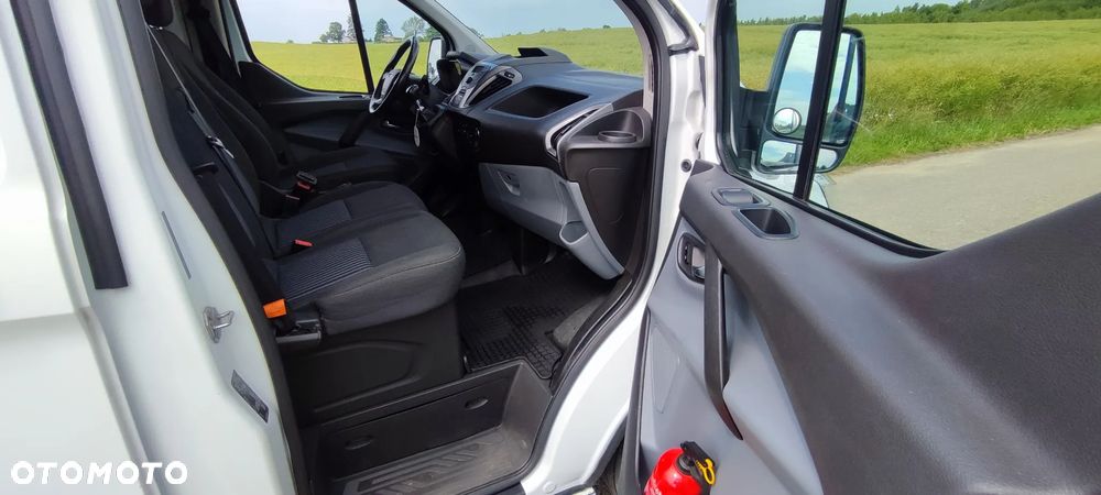 Ford Transit Custom - 14