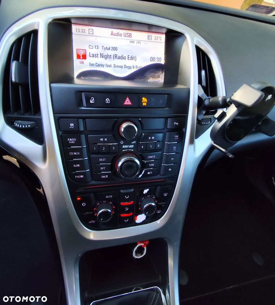 Opel Astra - 16