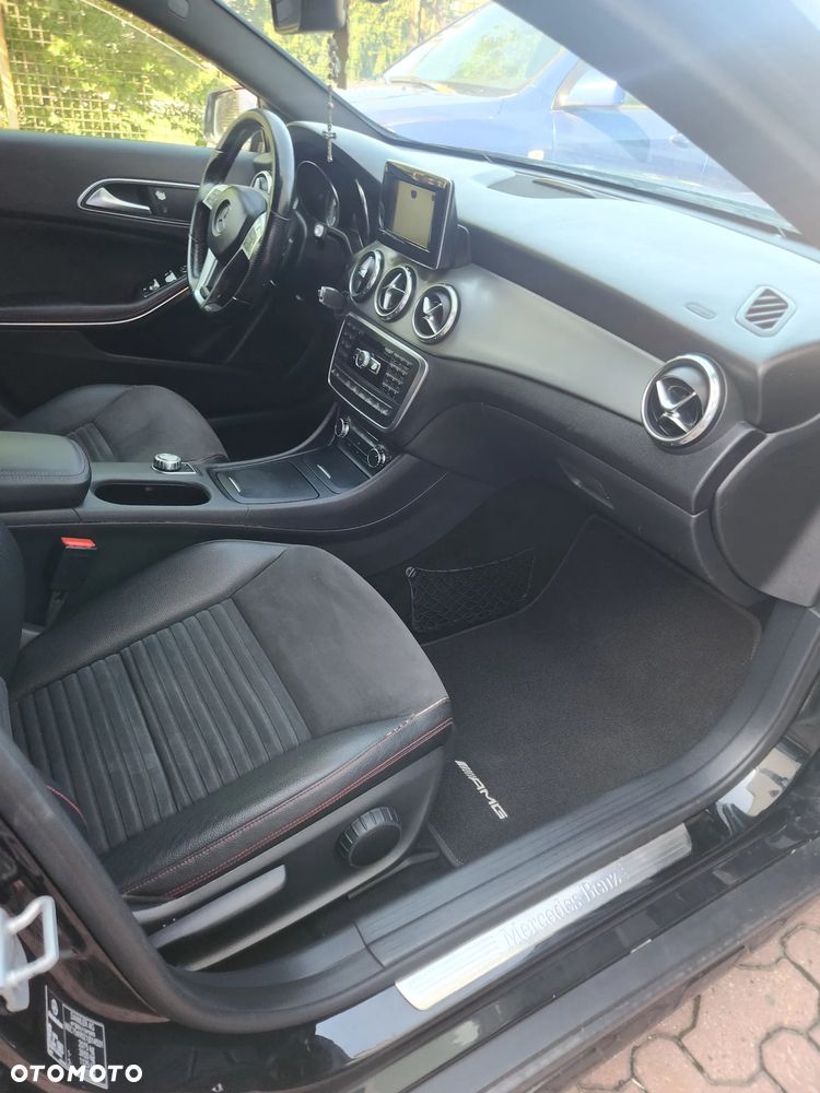 Mercedes-Benz GLA 200 (CDI) d 4Matic 7G-DCT AMG Line - 7