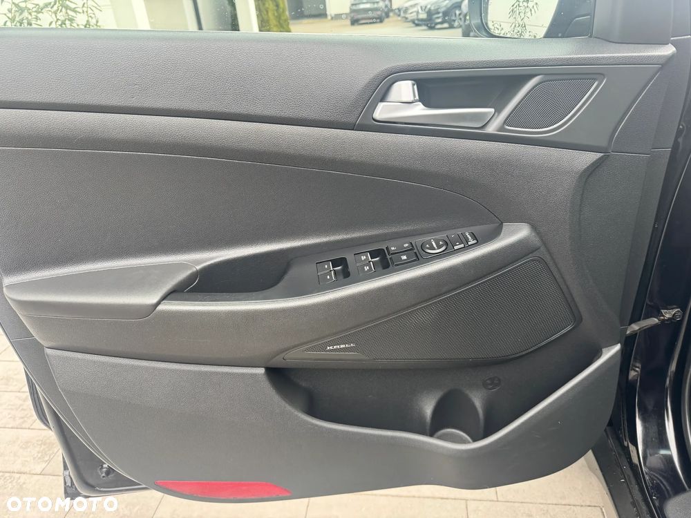 Hyundai Tucson blue 1.6 CRDi 2WD DCT Premium - 21