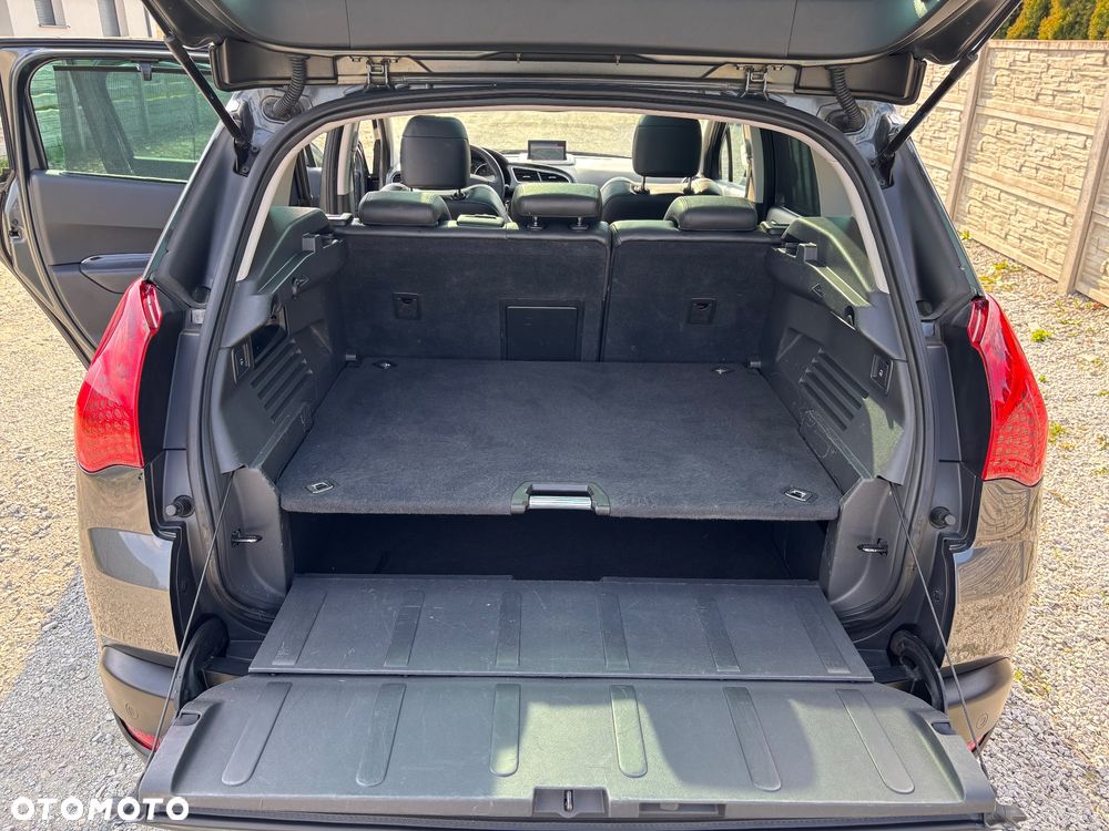 Peugeot 3008 HDi 160 Automatik Allure - 28