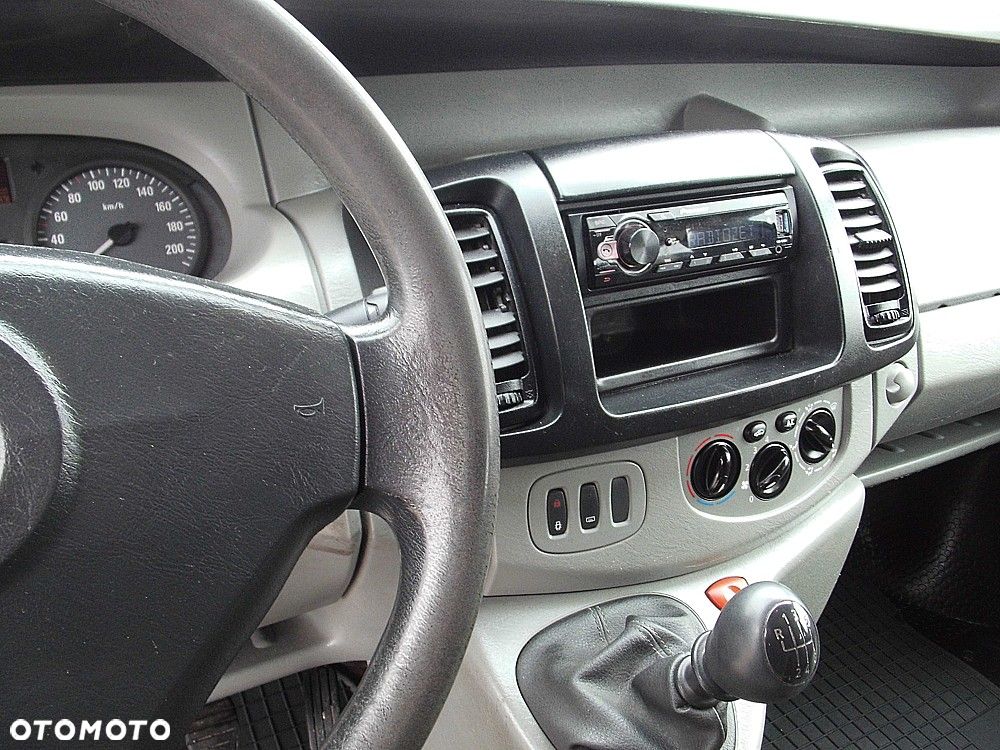 Opel Vivaro - 6