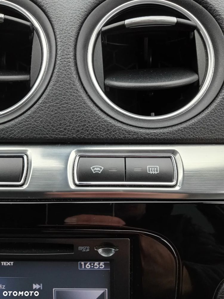 Ford S-Max 2.0 TDCi DPF Titanium X - 19