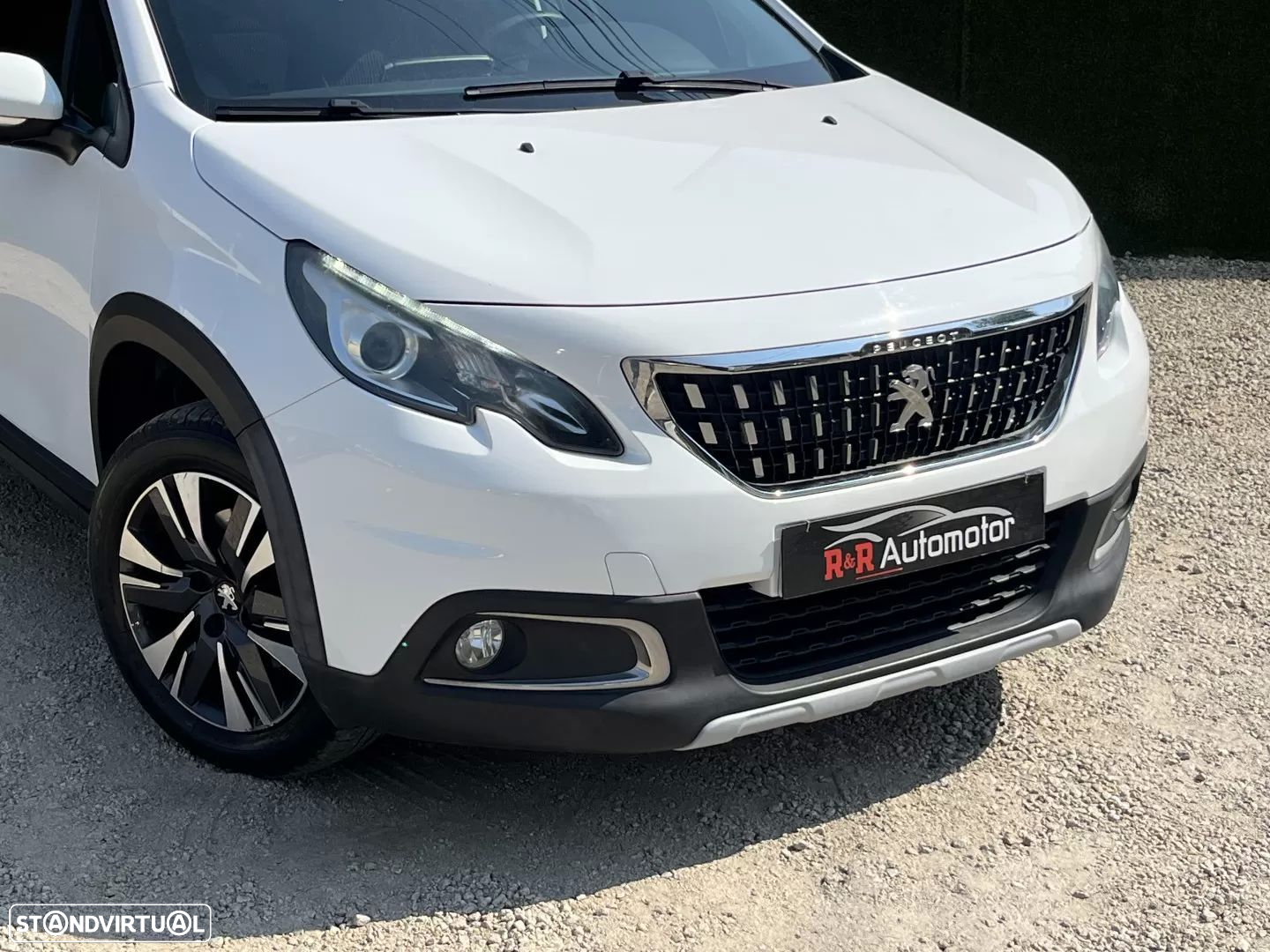 Peugeot 2008 1.2 PureTech Allure EAT6 - 6