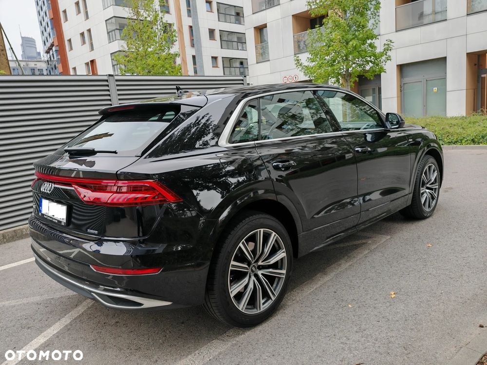 Audi Q8 - 6