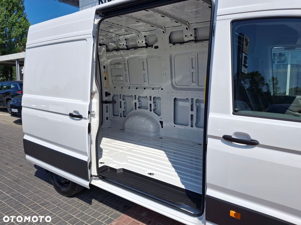 Volkswagen Crafter - 11