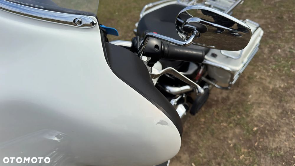 Harley-Davidson FLHT Electra Glide Standard - 10