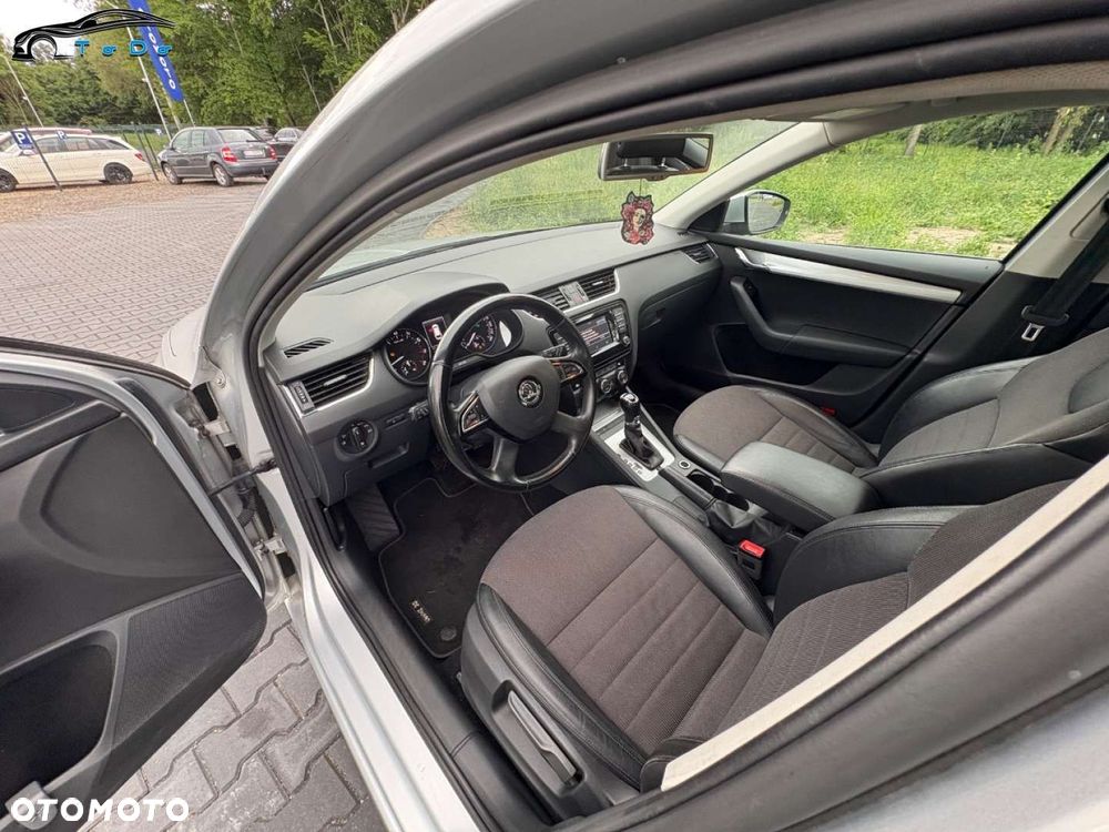 Skoda Octavia 1.4 TSI Elegance DSG - 16