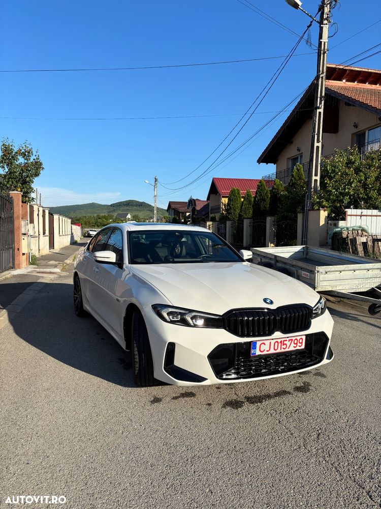BMW Seria 3 330e xDrive Aut. Luxury Line - 5