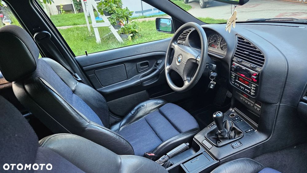 BMW Seria 3 - 17