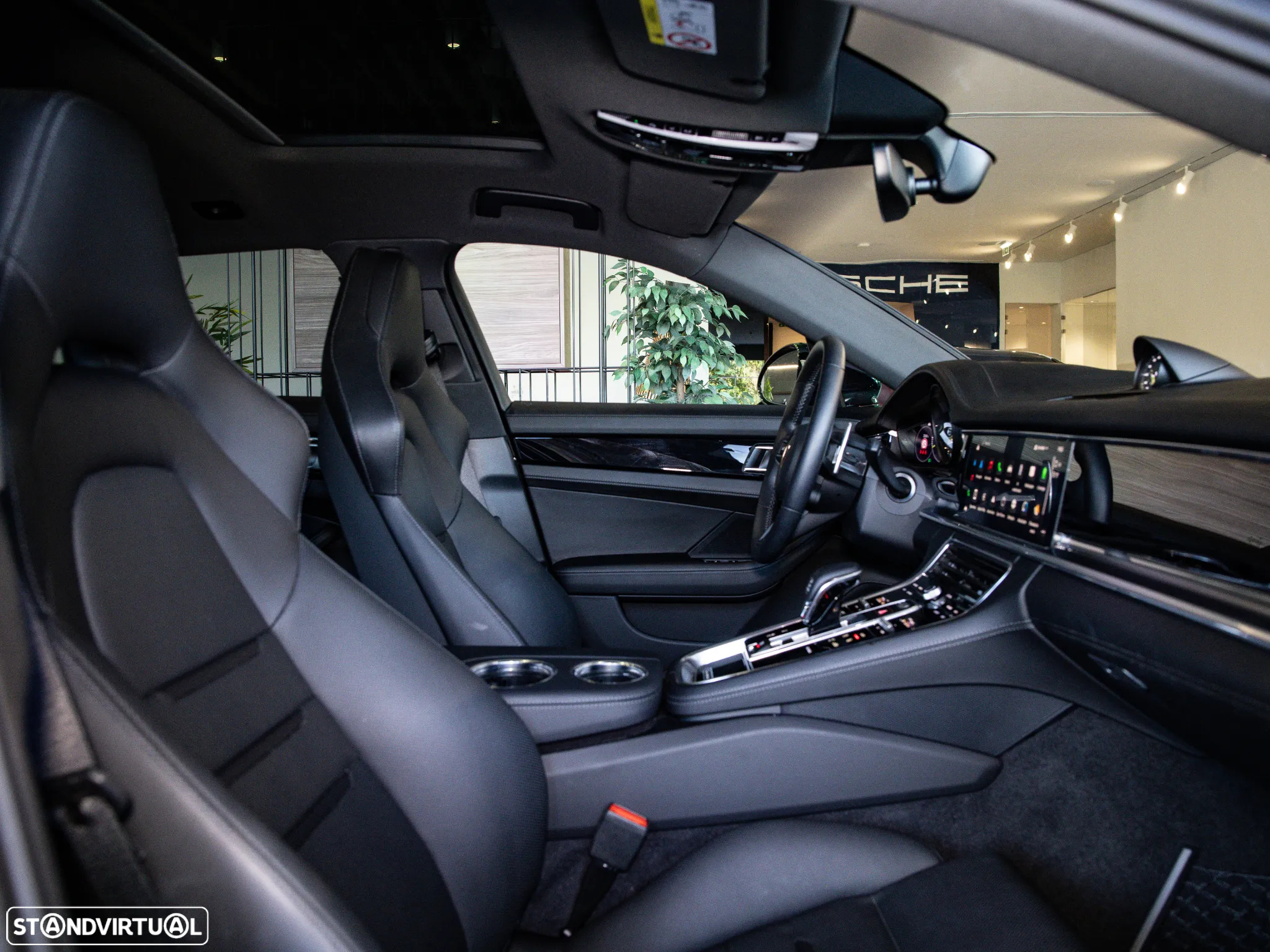 Porsche Panamera Sport Turismo 4S E-Hybrid - 41