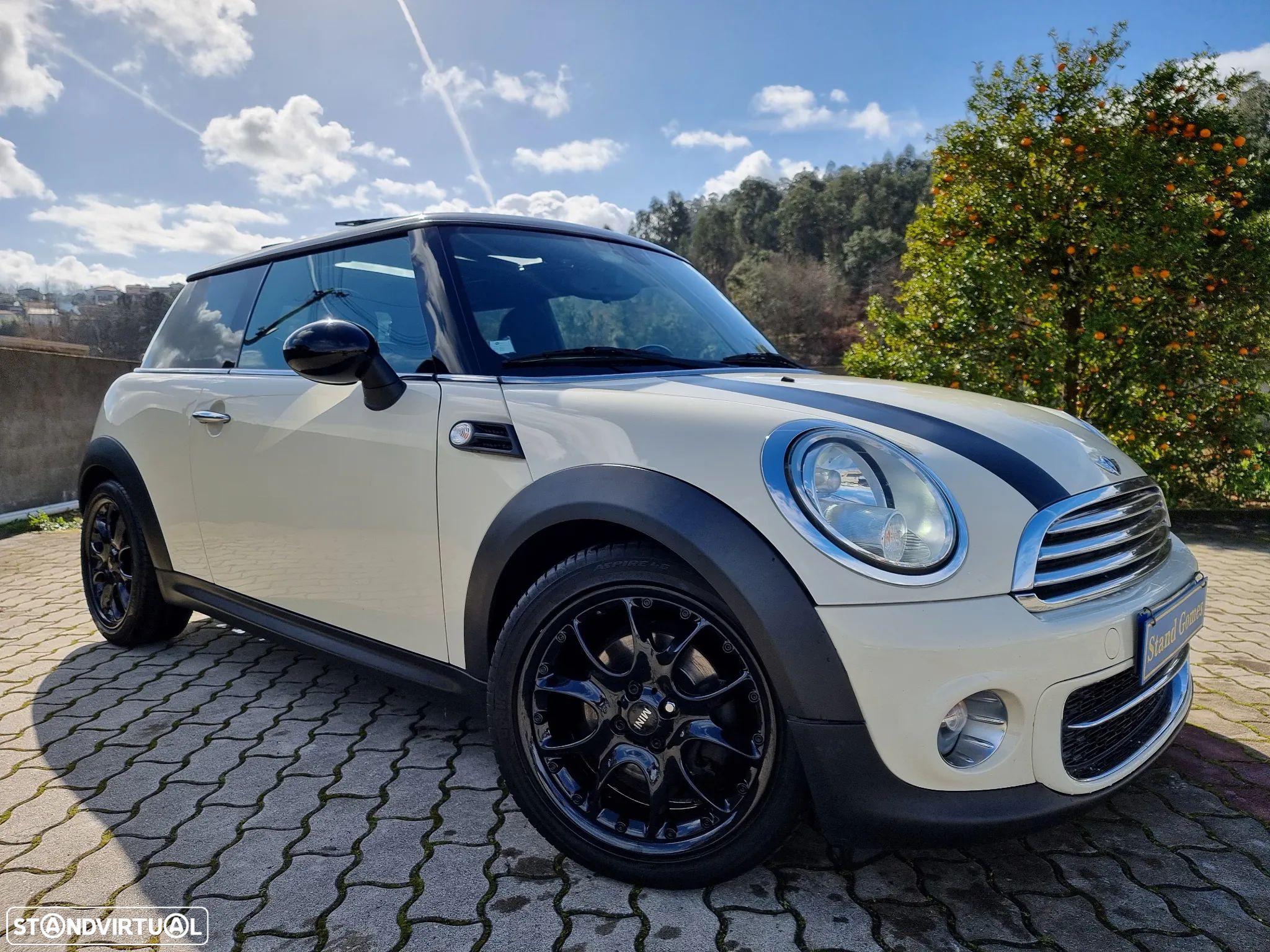 MINI 3 Portas Cooper D - 1