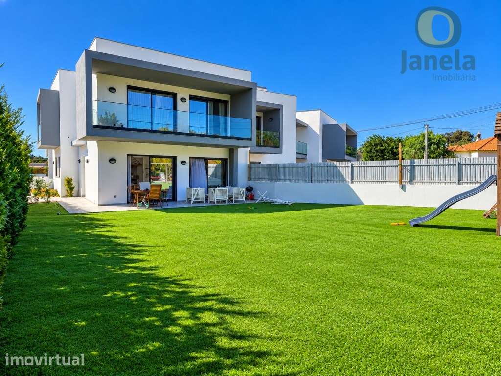 Moradia T4 com Jardim e Luz Natural na Bordeira - Grande imagem: 3/39