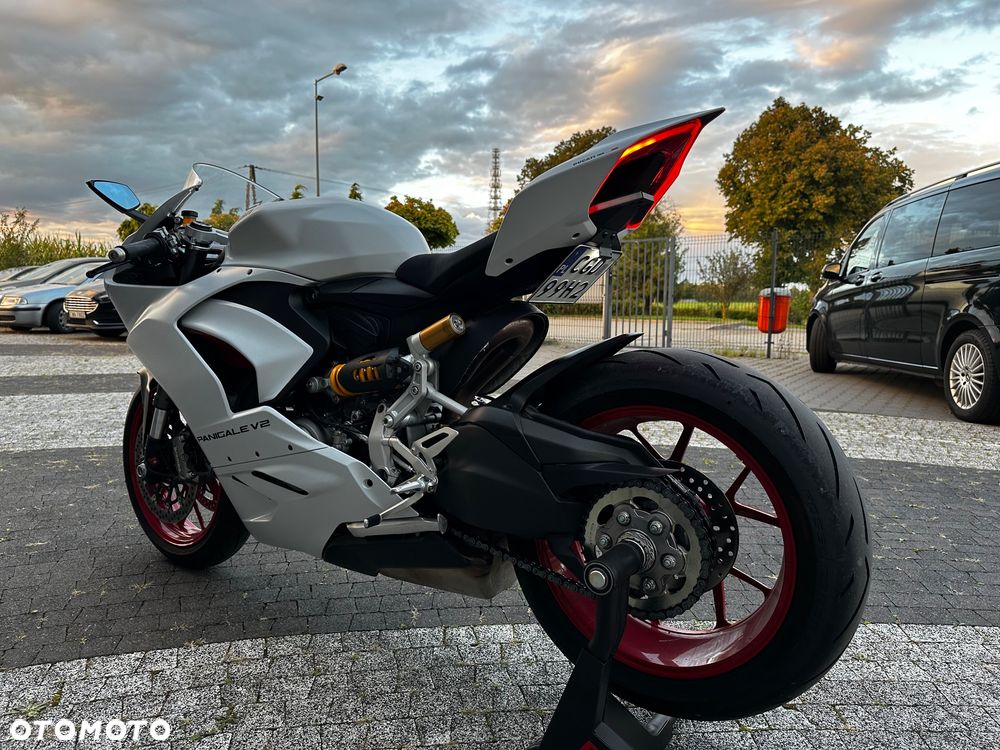 Ducati Panigale V2 - 15