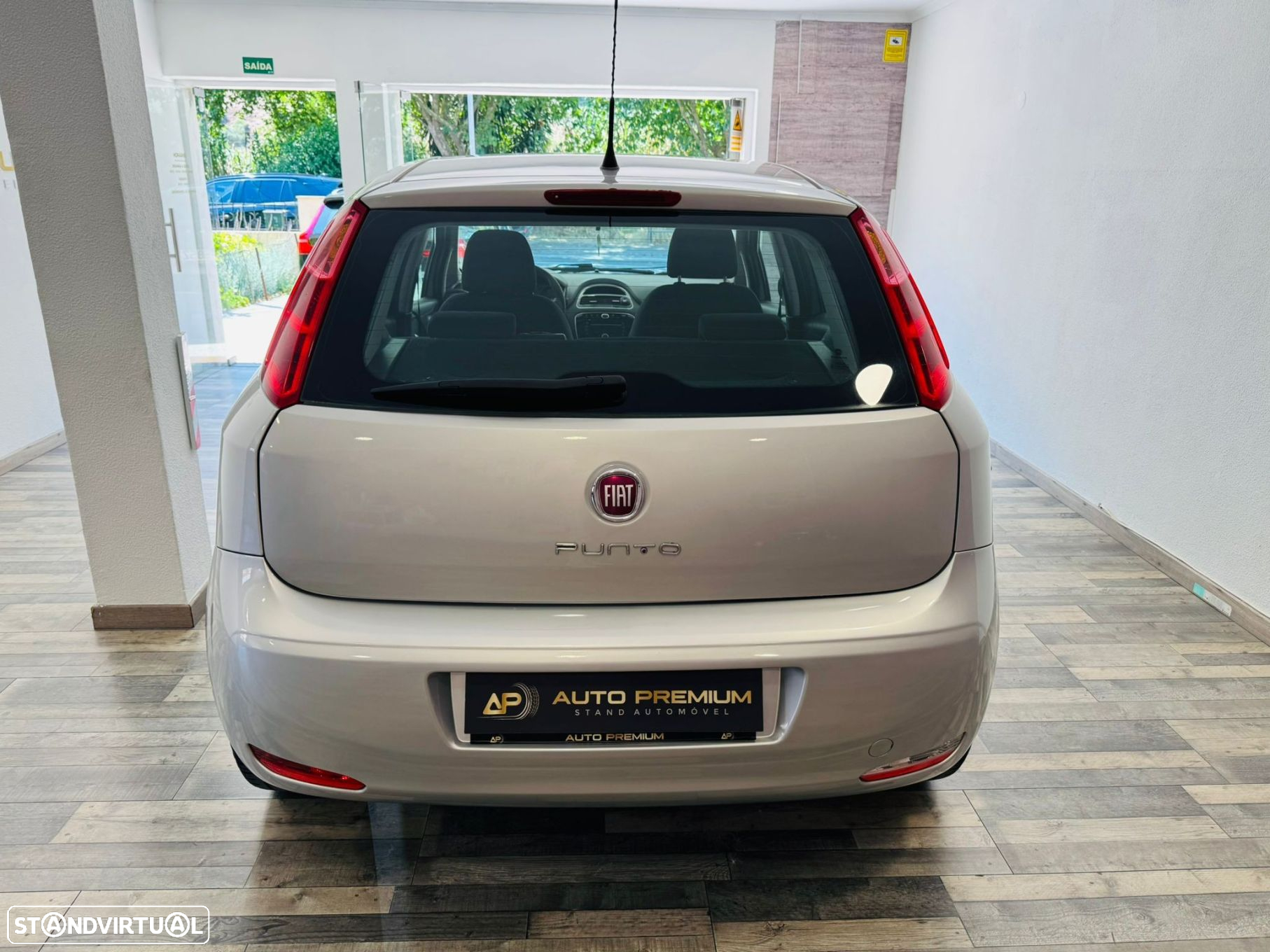 Fiat Punto 1.2 Lounge S&S - 6