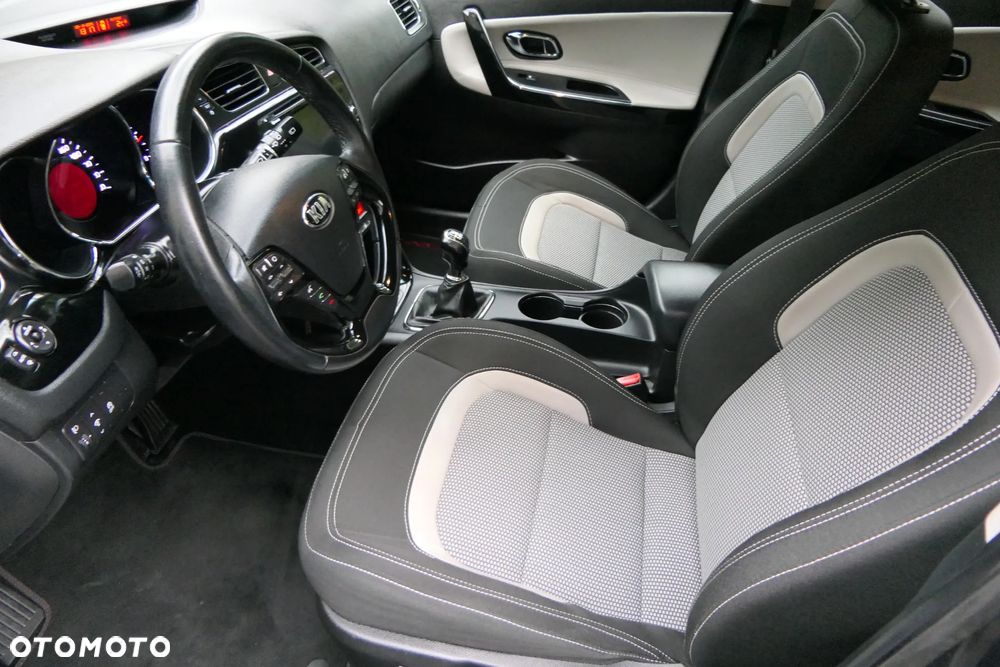 Kia Ceed 1.6 GDI Business Line - 18