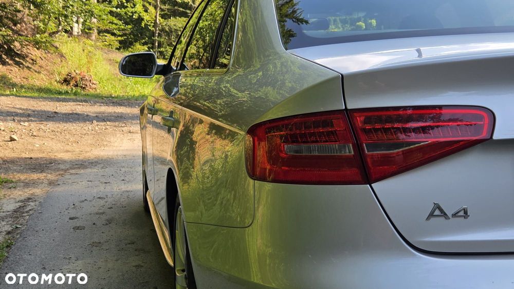 Audi A4 Limousine 2.0 TDI DPF quattro S line Sportpaket - 22