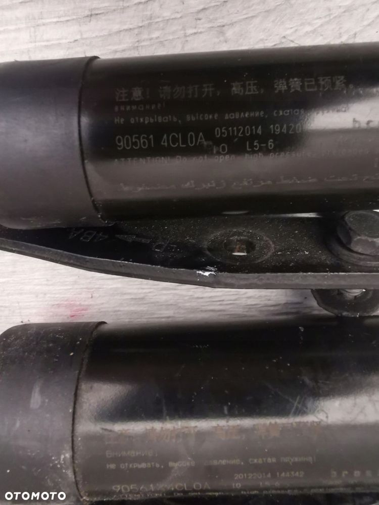 NISSAN X-TRAIL T32 LIFT SILOWNIK KLAPY BAGAZNIKA - 2