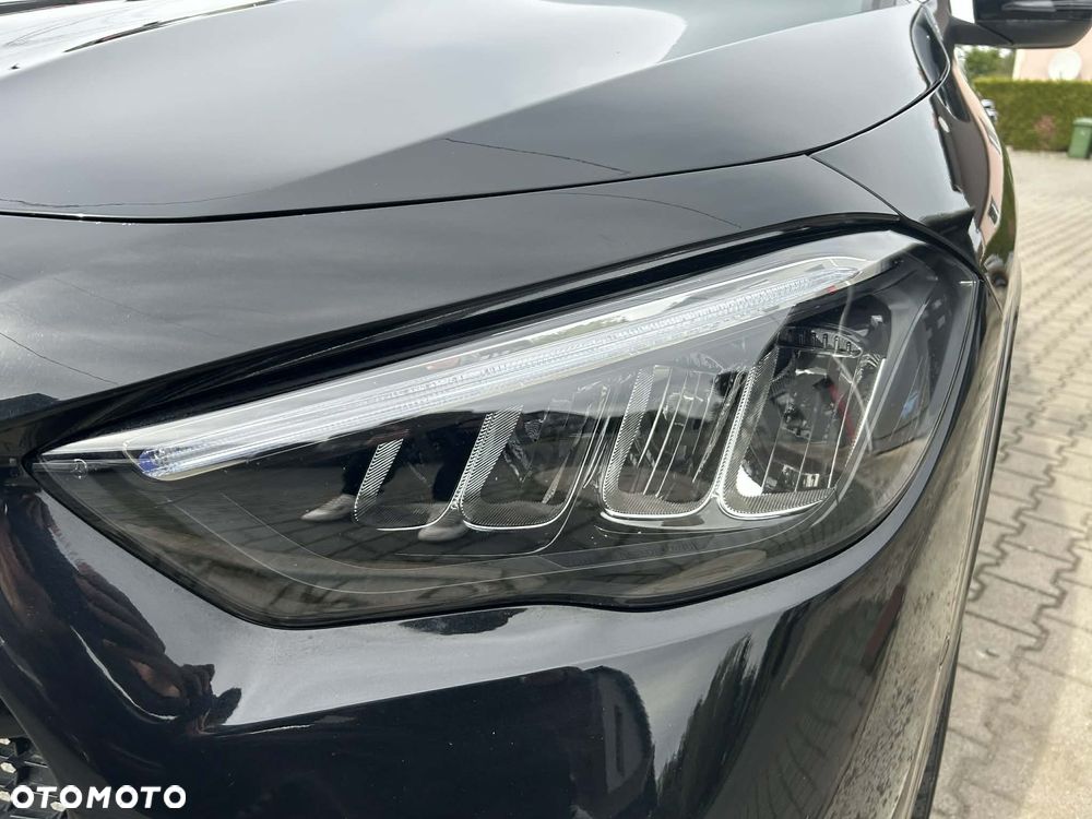 Mercedes-Benz GLA - 15