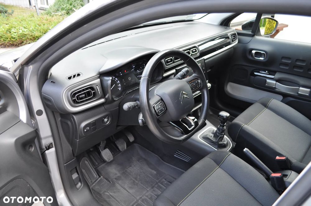 Citroën C3 1.2 PureTech Shine S&S - 17