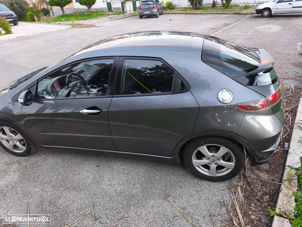 Honda Civic 1.4 i-VTEC Elegance - 10