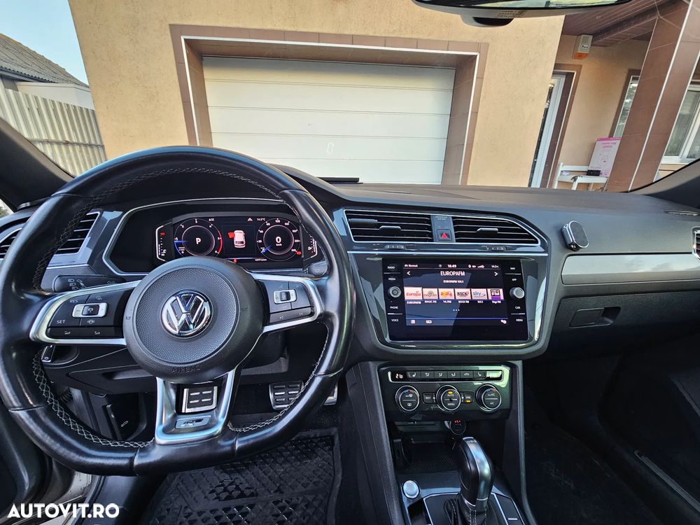 Volkswagen Tiguan - 13