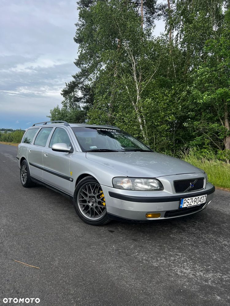 Volvo V70 2.5TDI - 7