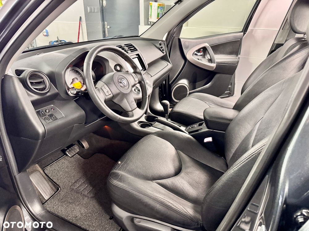 Toyota RAV4 2.0 4x4 Automatik Sol - 12