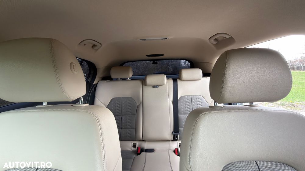 Mercedes-Benz GLA - 14