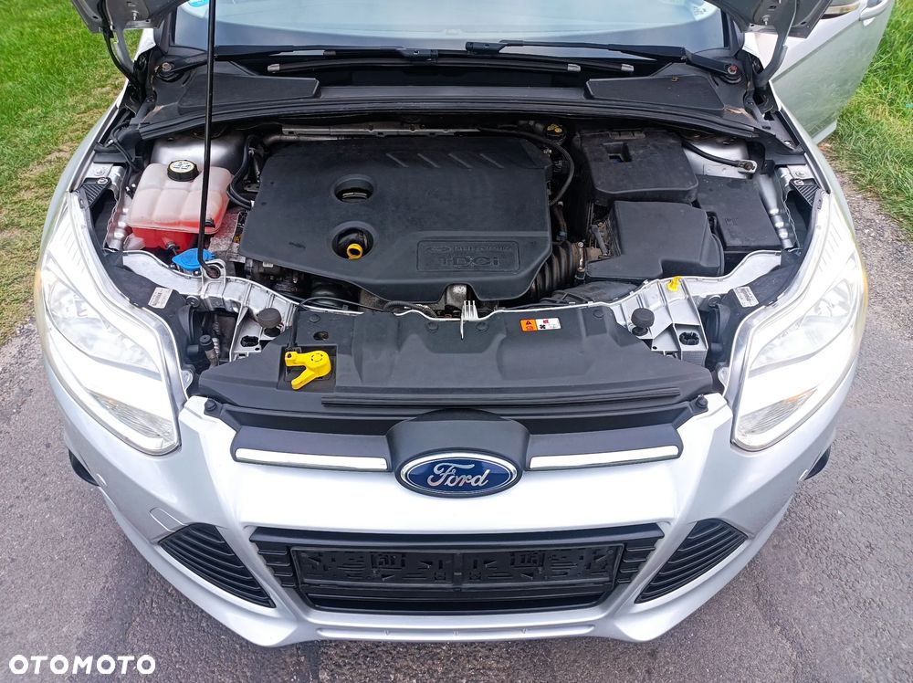 Ford Focus 1.6 TDCi DPF SYNC Edition - 22