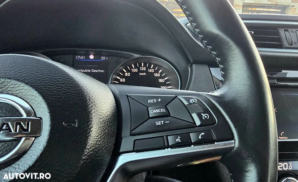 Nissan Qashqai - 15