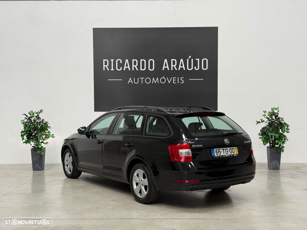 Skoda Octavia Break 1.6 TDi Ambition - 3