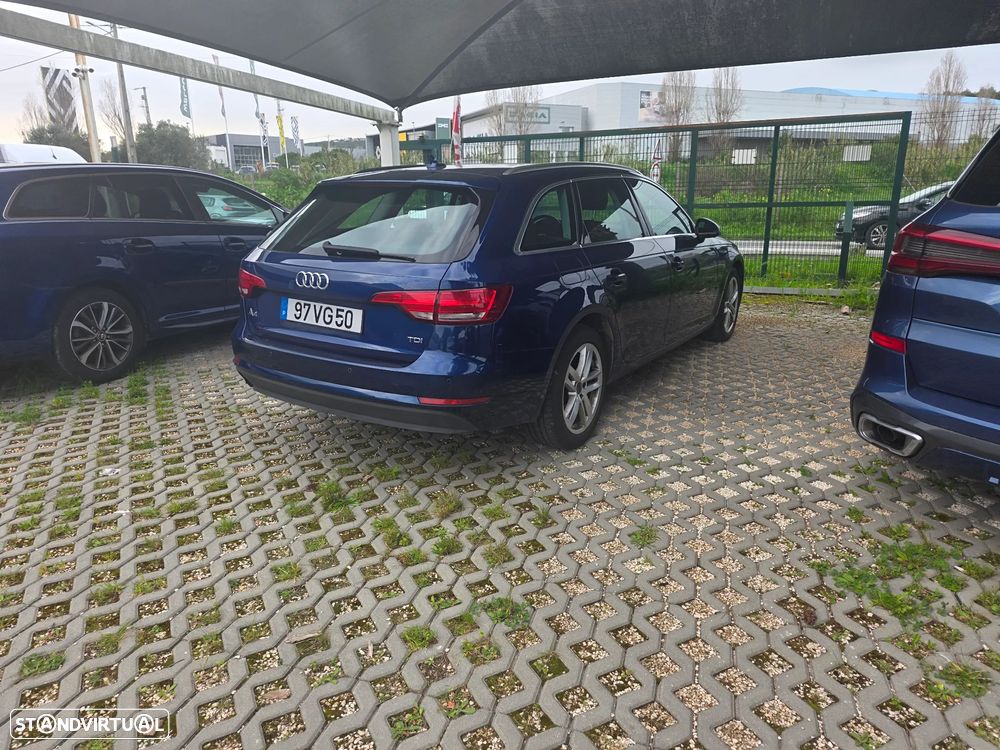 Audi A4 Avant 2.0 TDI Sport S tronic - 4