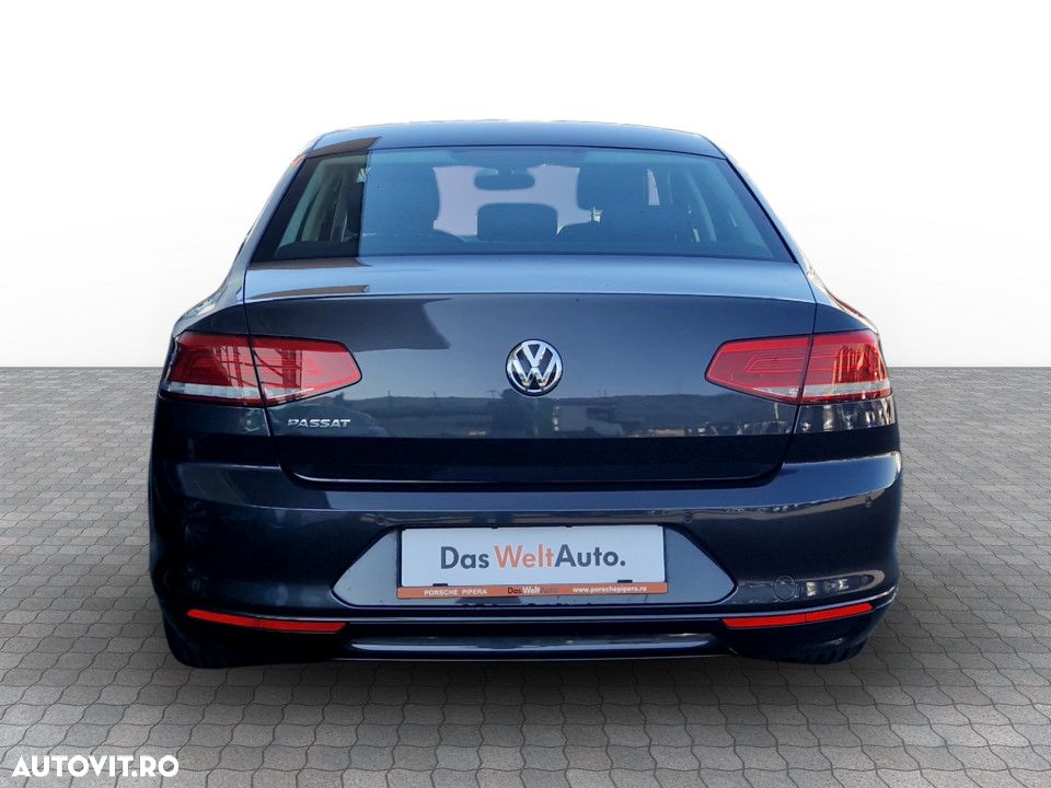 Volkswagen Passat 2.0 TDI DSG Comfortline - 9