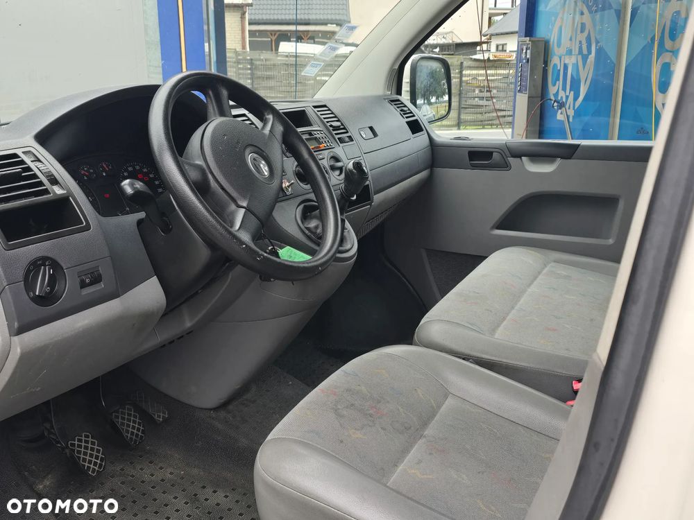 Volkswagen Transporter - 14