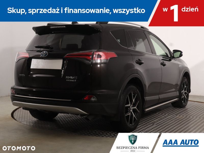 Toyota RAV4 - 7