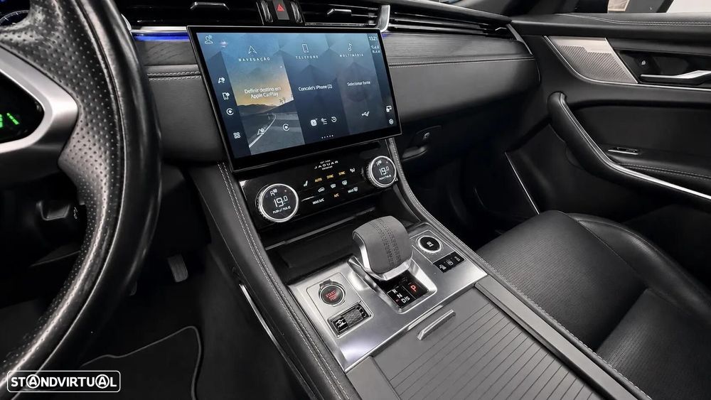 Jaguar F-Pace 2.0 P400e AWD R-Dynamic Black - 41