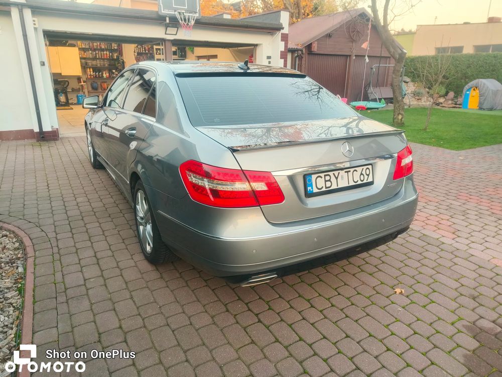 Mercedes-Benz Klasa E - 2