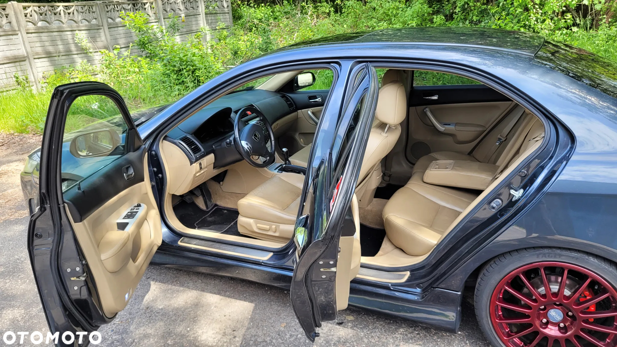Honda Accord - 10
