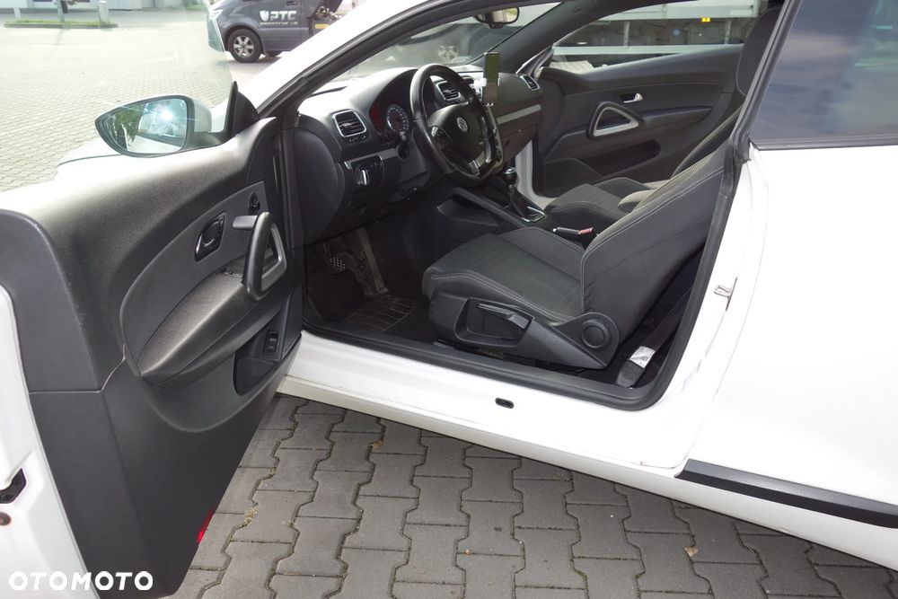 Volkswagen Scirocco 2.0 TSI - 14