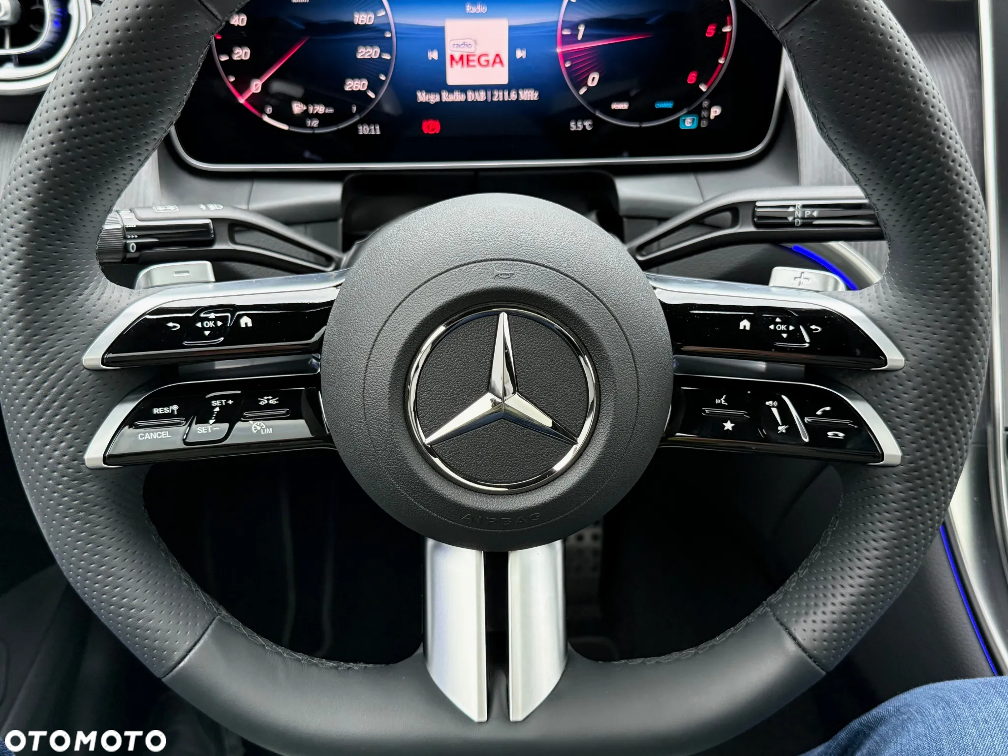 Mercedes-Benz GLC Coupe 300 d mHEV 4-Matic AMG Line - 11