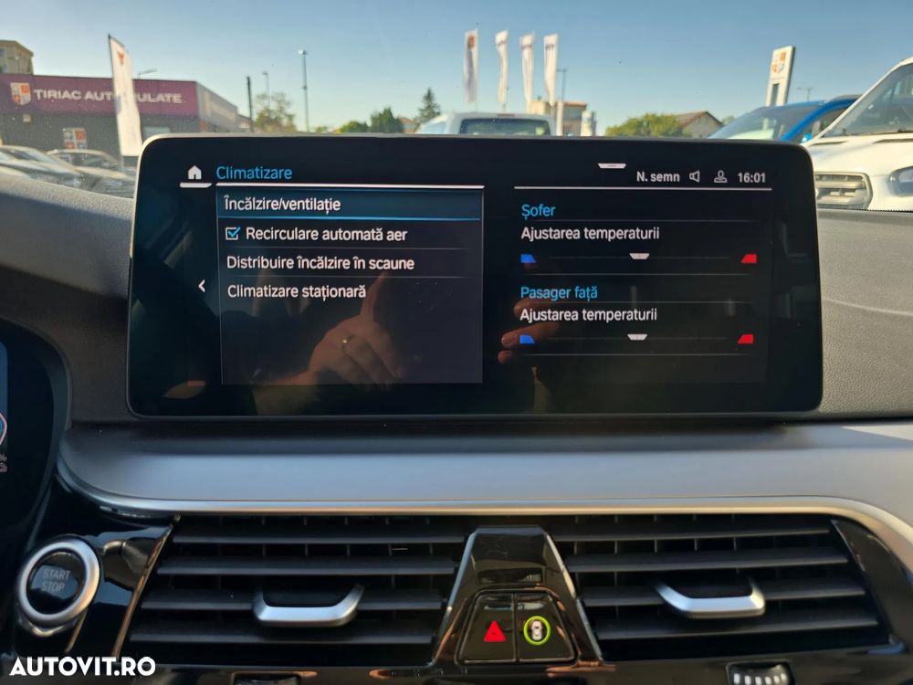 BMW Seria 5 530e xDrive AT PHEV - 28