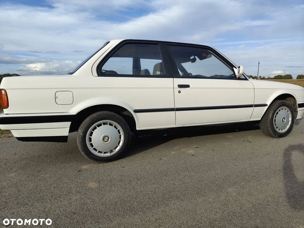 BMW Seria 3 316i - 14