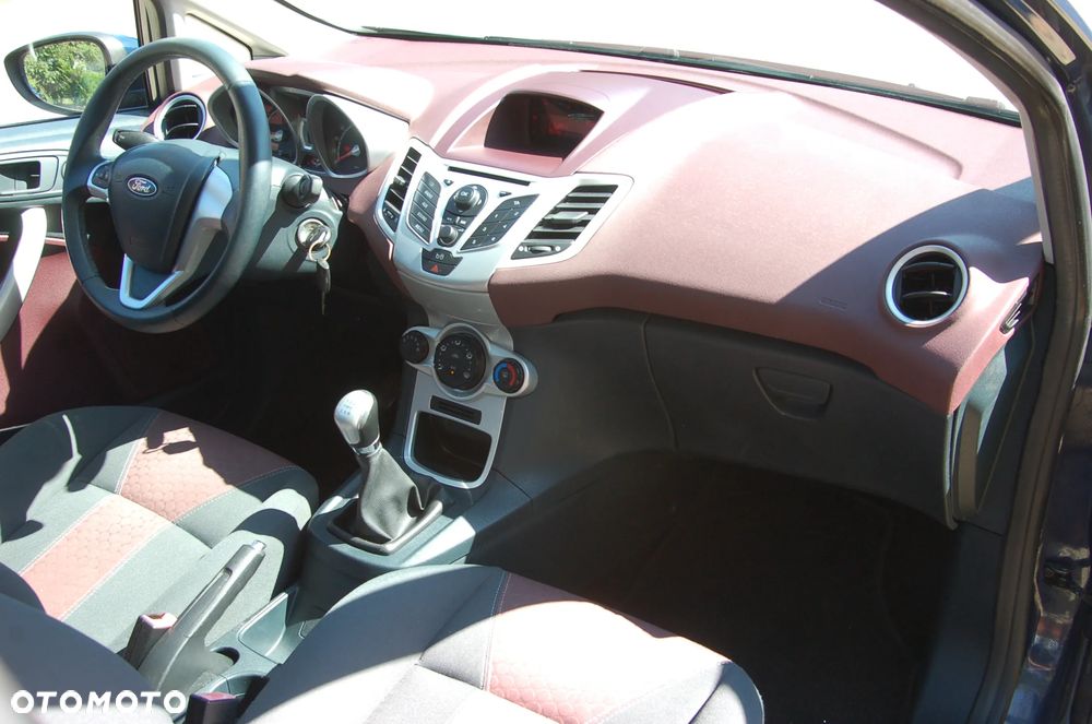 Ford Fiesta 1.25 Titanium - 11