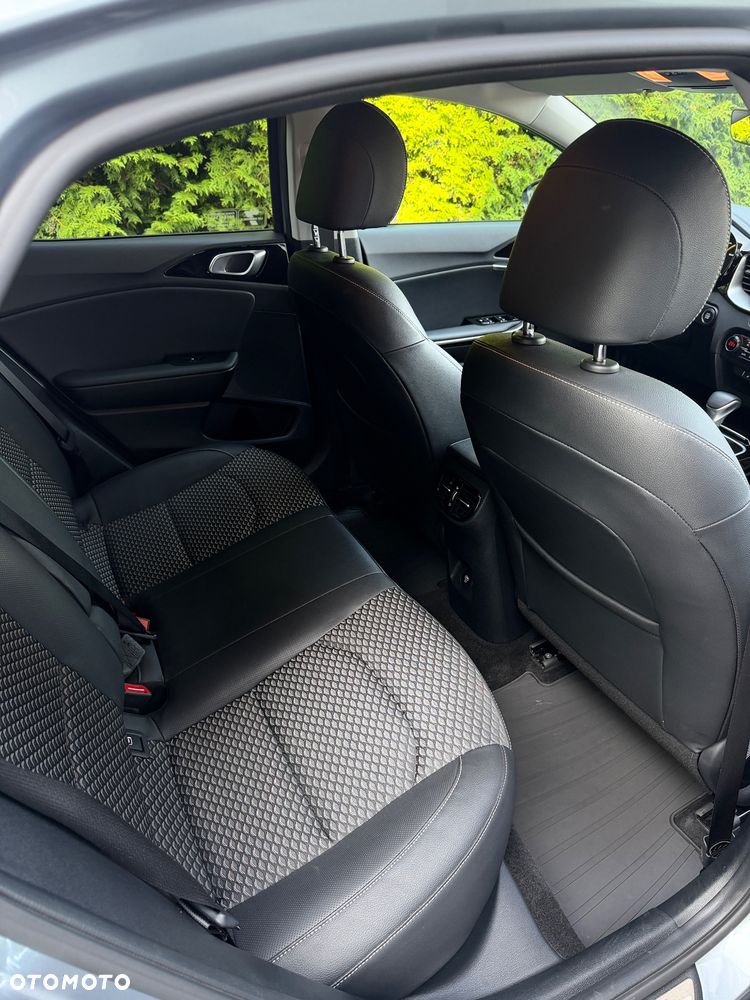 Kia XCeed 1.5 T-GDI Business Line DCT - 12