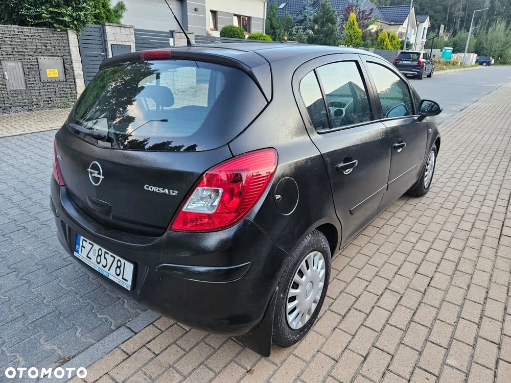 Opel Corsa 1.2 16V Enjoy - 4