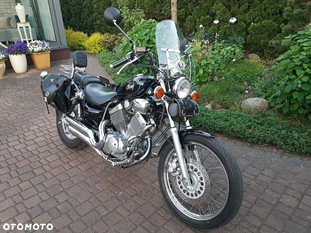 Yamaha XV - 9
