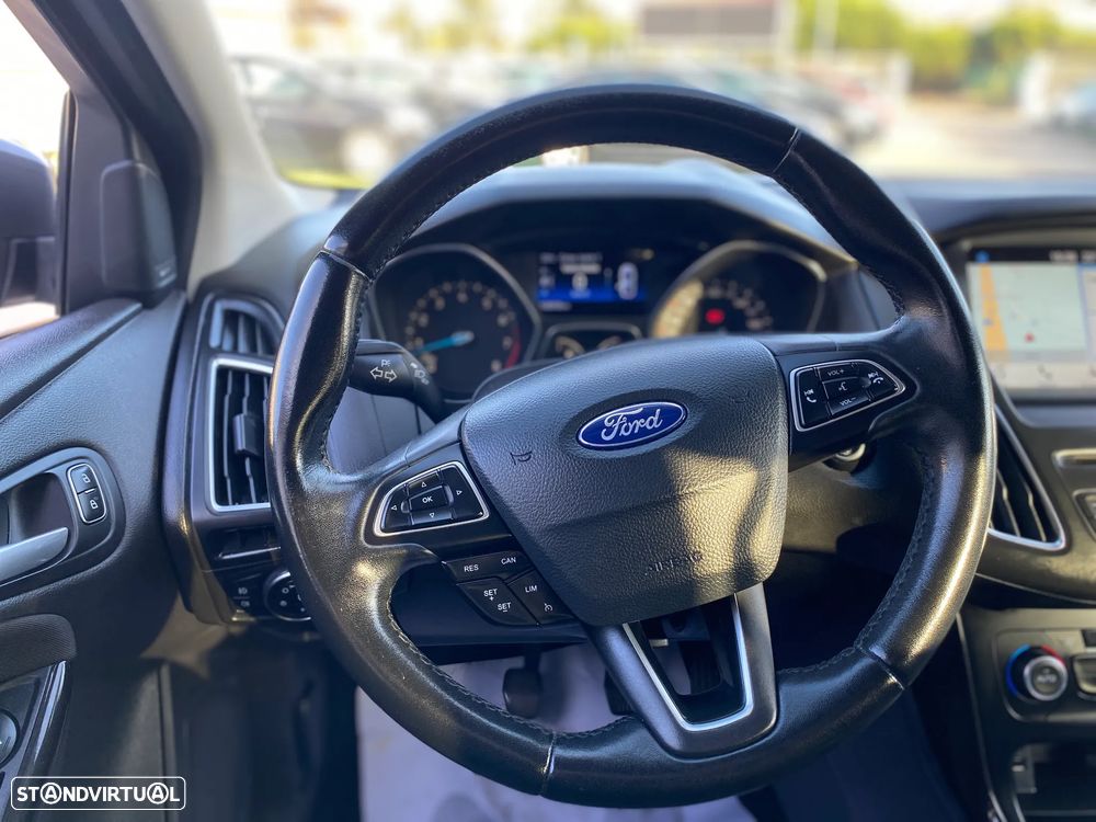 Ford Focus SW 1.0 EcoBoost Active - 22