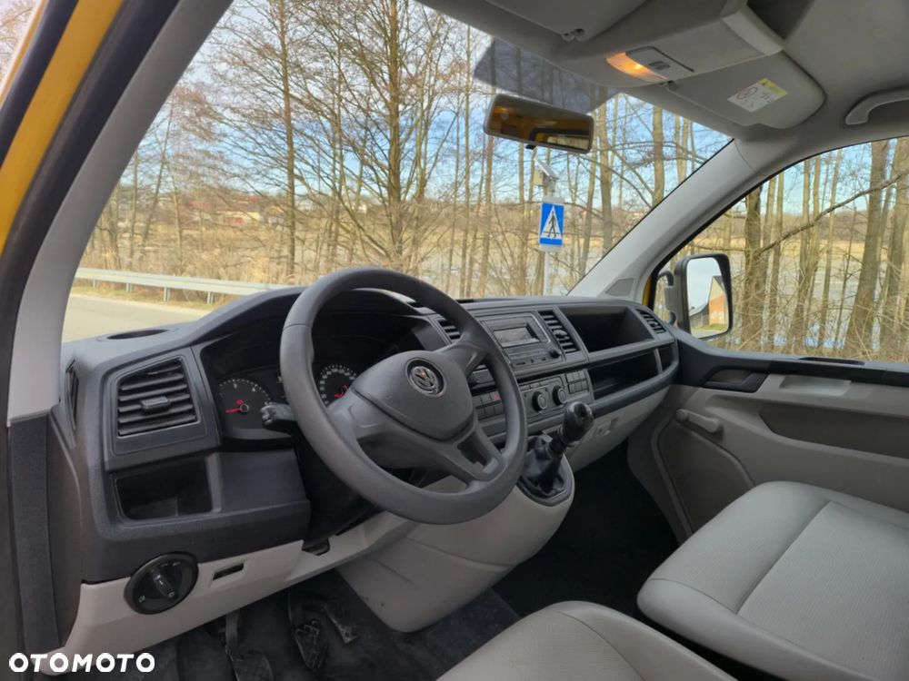 Volkswagen Transporter - 8